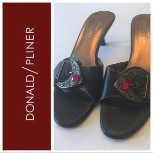 Donald J. Pliner Couture Leather Slide. These are very nice.  8.5Narrow.